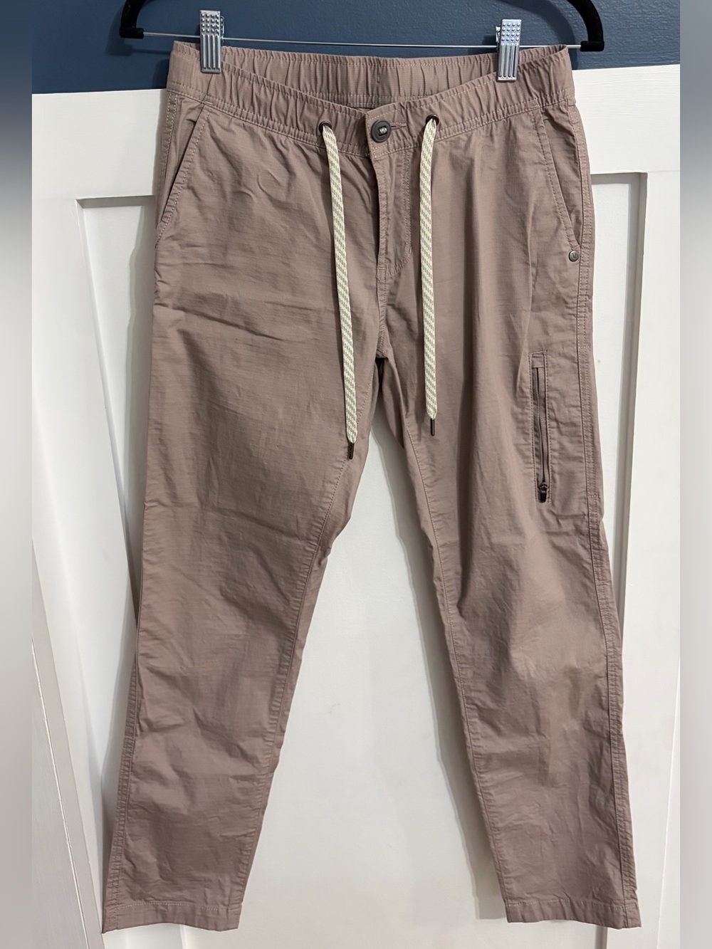 Vuori Women's Ripstop Pant Dogwood Dusty Rose Size XS NWOT Gorpcore